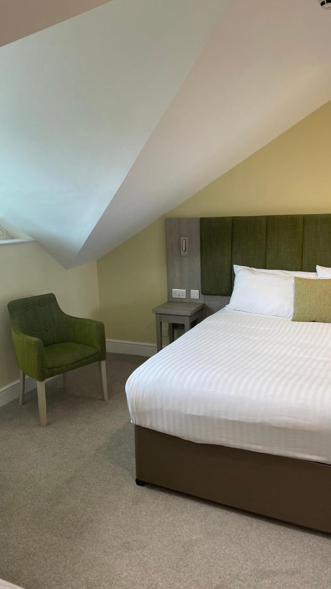 Resort Hellidon Lakes 4*