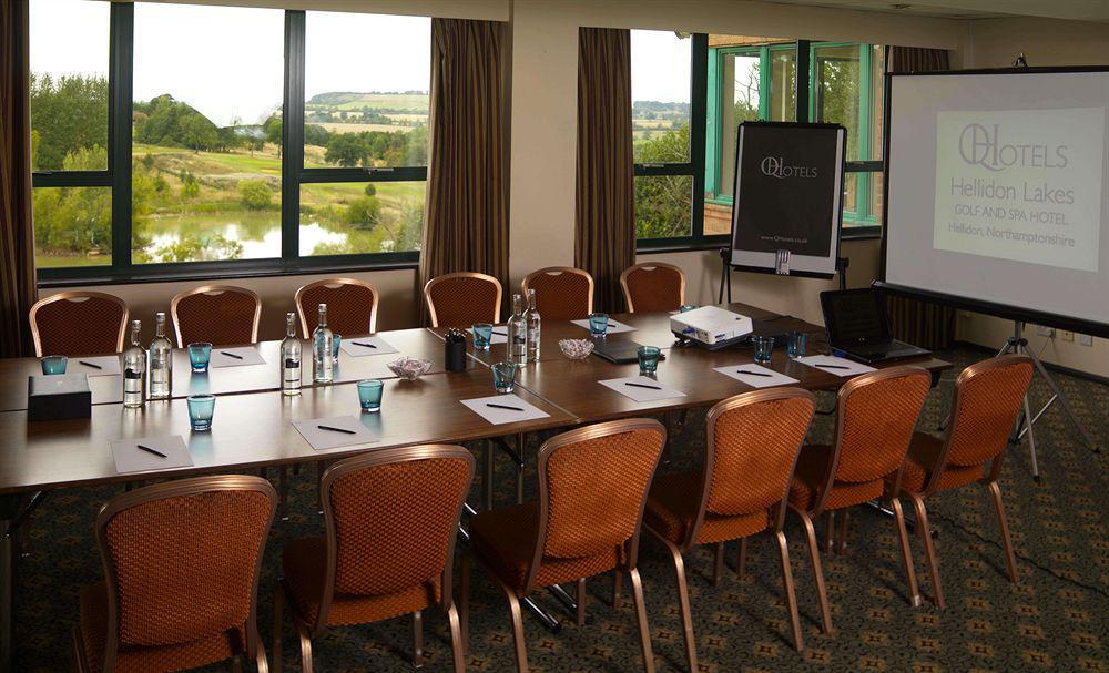 Hellidon Lakes Resort 4*
